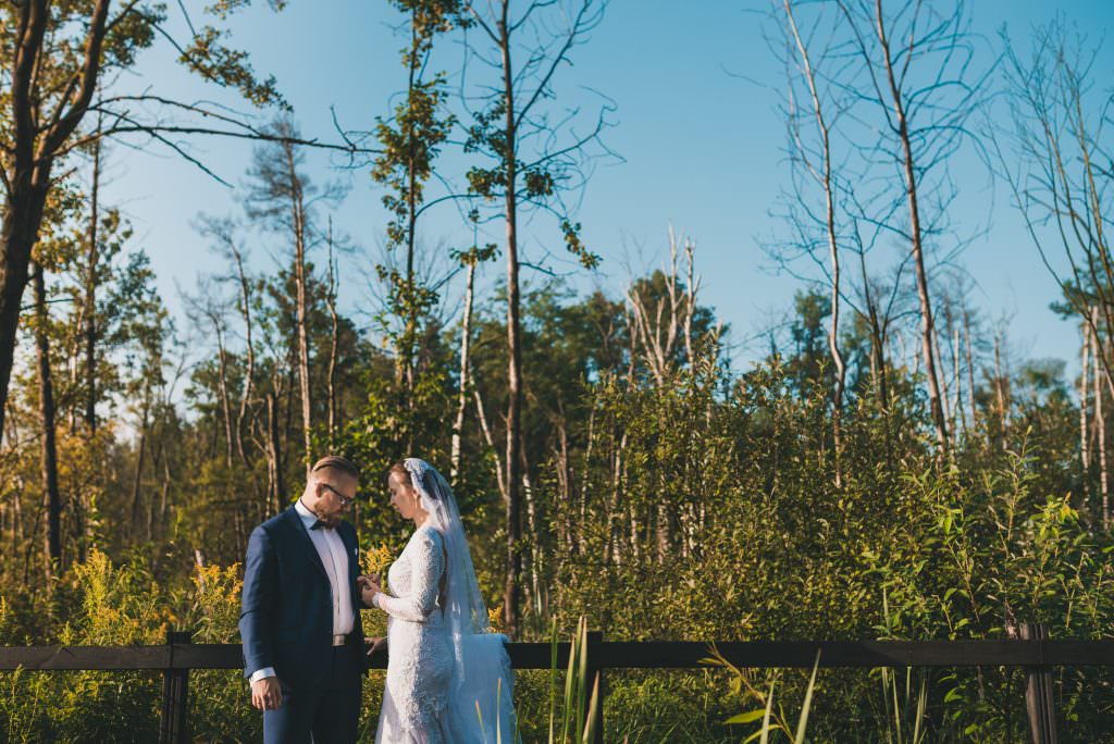 bride and groom nature