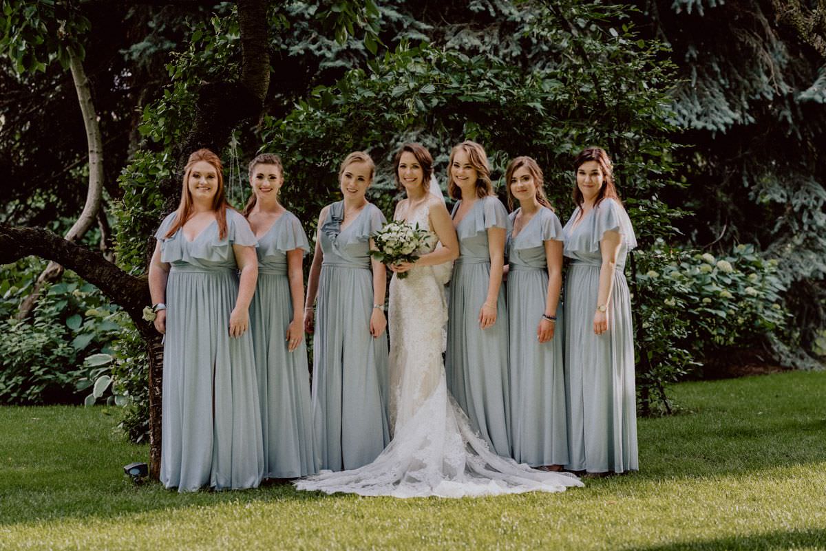 bride and bridesmaids