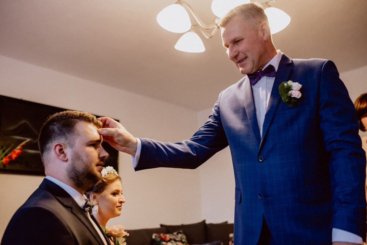 blessing of parents and grandparents before the wedding