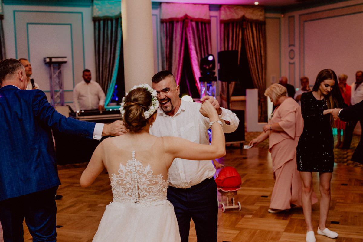 wedding party photography happy man on dance floor